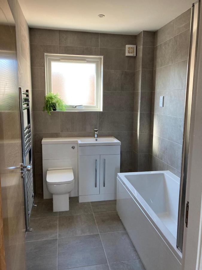Spacious Newly Built Apartment Rhos On Sea, Colwyn Bay Extérieur photo